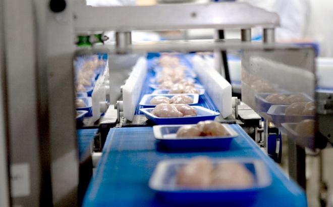 : X-ray inspection equipment for the protein industry delivers bone free meat and increases food safety